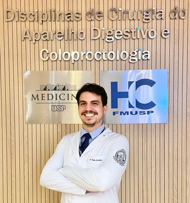 Dr. Ítalo Simões no Hospital das Clínicas da FMUSP, Disciplina de Cirurgia do Aparelho Digestivo