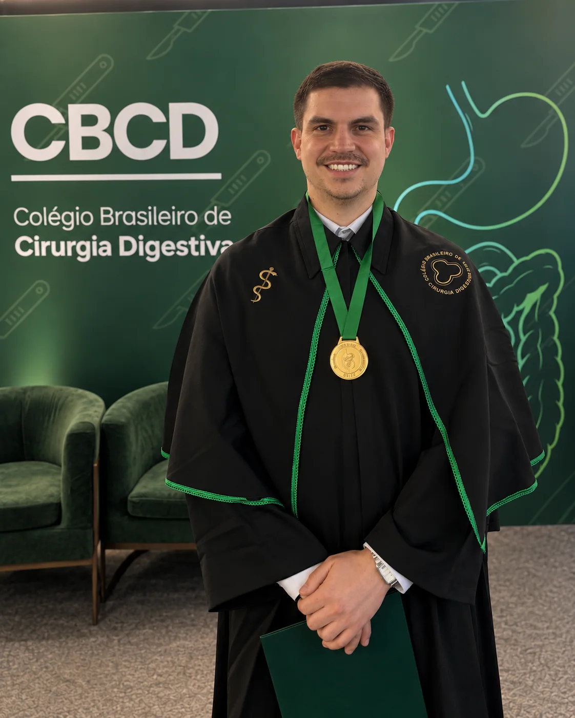Dr. Ítalo Simões, membro titular do CBCD